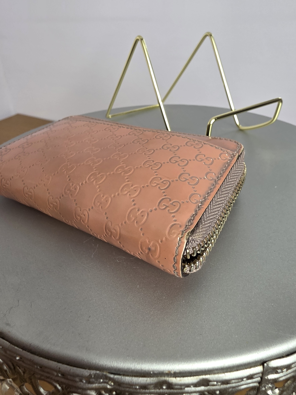 Gucci Rose Gold Metallic GG Zip Wallet - Picture 16 of 16